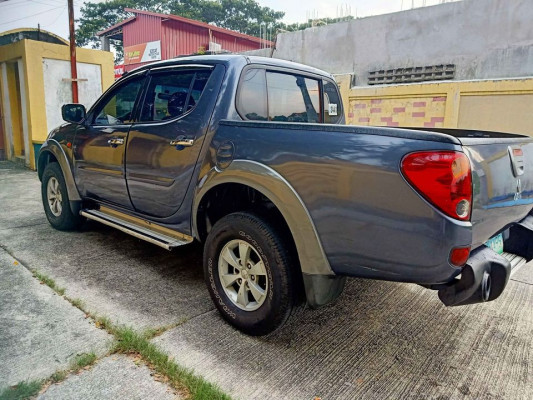 2007 Mitsubishi strada gls 4x4 matic diesel