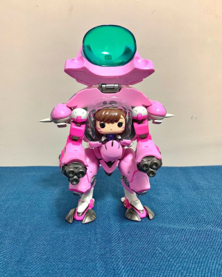 FUNKO POP #177 D.VA with MEKA