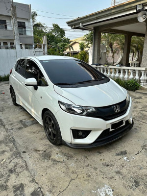 2015 Honda jazz