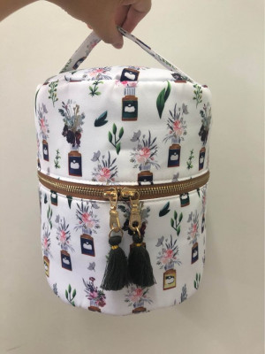 Diffuser bag and essential oil travel organizer