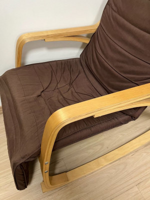 ROCKING CHAIR/ BREASTFEEDING CHAIR