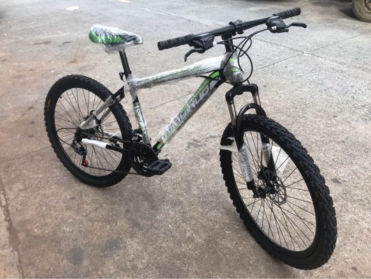 BNEW 😄mountain bike 21 speed.FRONT & BACK disc brake.alloy wheels.adjustable se