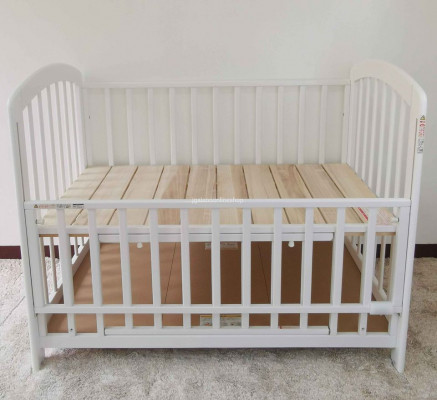Katoji Wooden Crib White Baby Crib