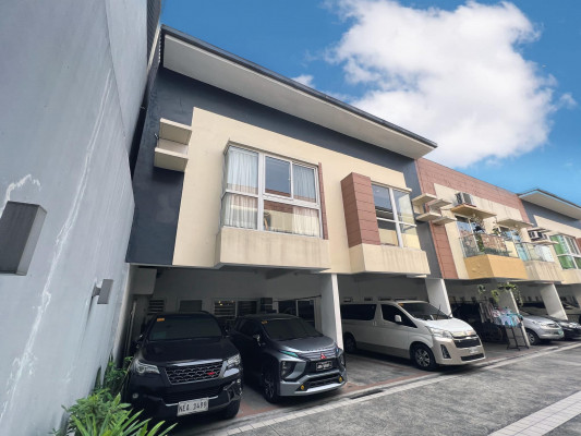 New Manila Area Townhouse for Sale