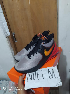 Airmax impact 2 "enigma stone"