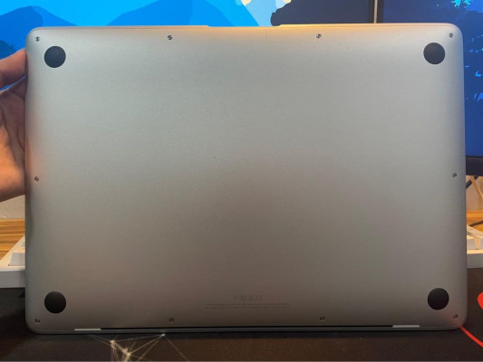 MacBook Air M1 2021 Free HDMI Adapter