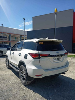 2018 Toyota fortuner v 4x2