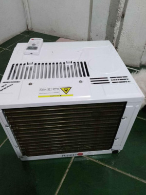 Window type inverter aircon