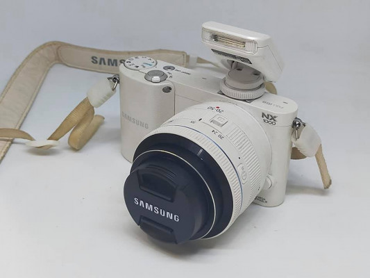 samsung nx1000 mirrorless wifi vlog camera