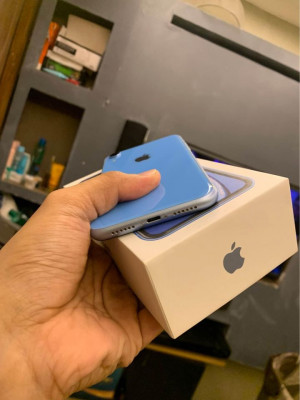 Iphone xr 64gb factory unlocked