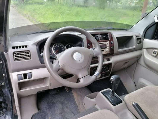 Suzuki APV A/T 2006 (7-8 seater van)