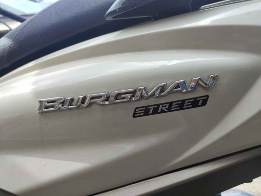 2021 Suzuki burgman version 2.0 2021