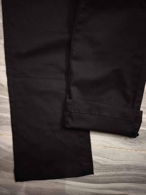 Uniqlo Slim Fit Stretch Chinos