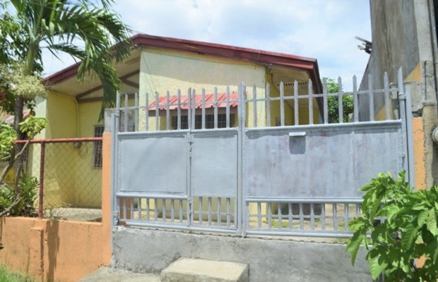 3BR House and Lot 4 Sale