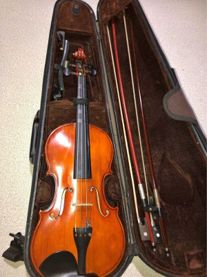 VIOLIN FOR SALE