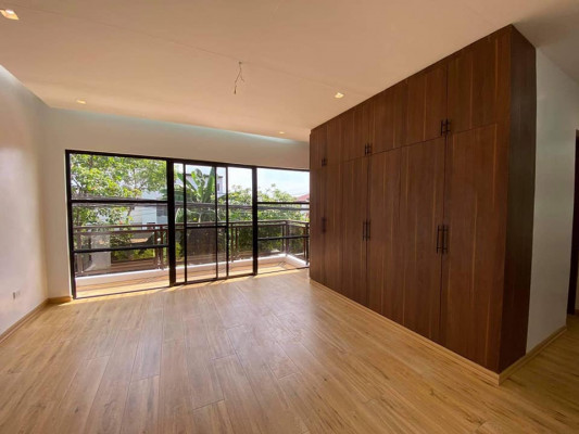 Brand New House and Lot for SALE in Greenwoods