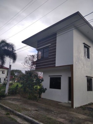 House and Lot - Sta. Rosa, Laguna