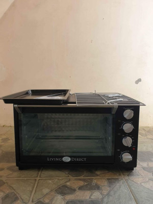 Baking/Cooking Oven (Living Direct) New