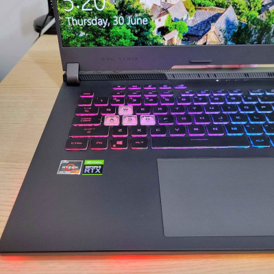 Gaming Laptop ROG Strix G15 RTX 3060 RYZEN 7 16GB RAM