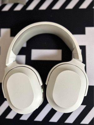 Brand new - Razer Barracuda X 2022