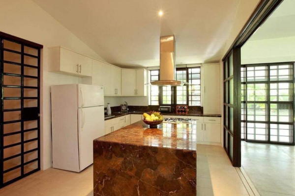 FARM HOUSE Owned by a Famous Designer in the Philippines