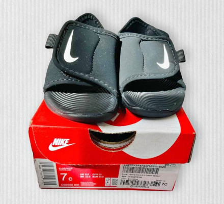 Nike sunray preloved