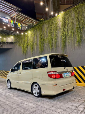 2002 Toyota alphard