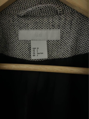 preloved H&M tweed gray blazer