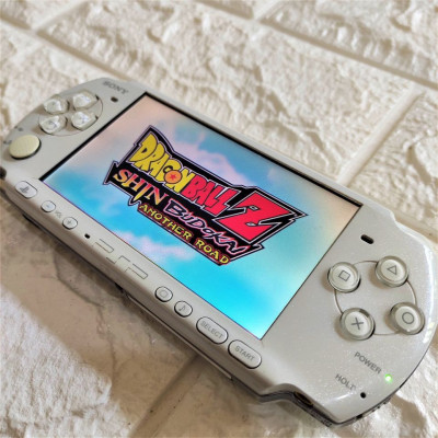 Sony PSP 3000 with 13 Games Installed