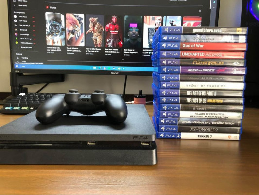 PS4 Slim 1TB With 16 Games Bundle