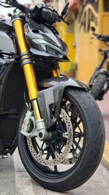 2021 Ducati streetfighter v4s