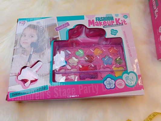 Fashion Make up Kit