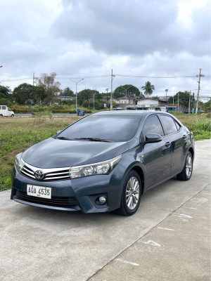 2015 Toyota altis g