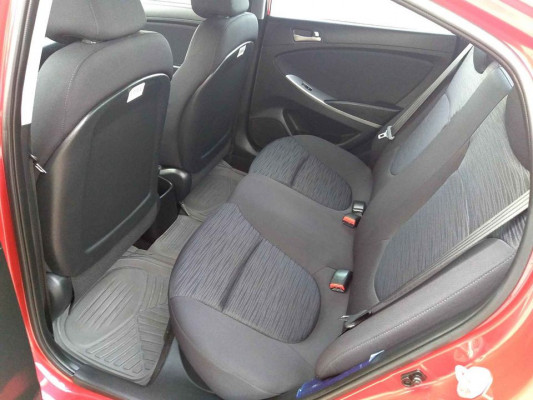 2016 Hyundai accent