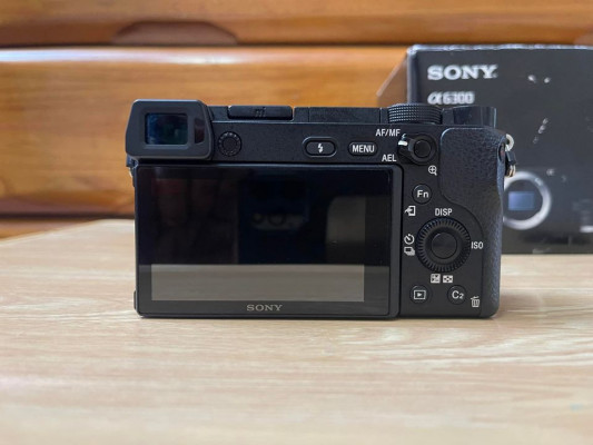 Sony A6300 with Sony 16-50mm Lens - (Low shutter count with box)