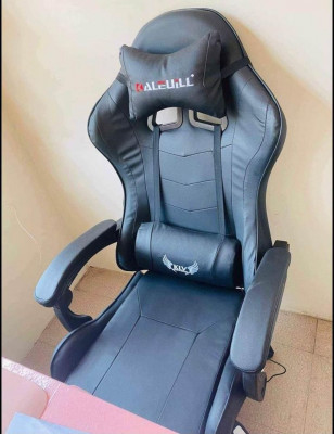 Onhand Gaming Chair with Massager