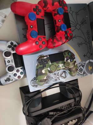 PS4 Pro 1TB God Of War Edition w/ 4 Orig DS4 (No Games included)