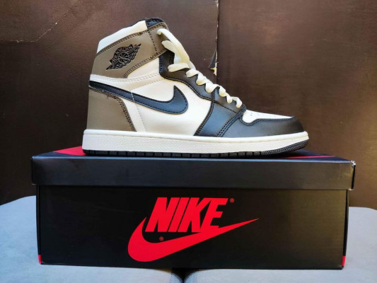 Air Jordan 1 High Dark Mocha