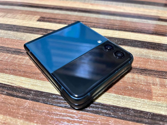 Samsung galaxy z flip 3 128gb