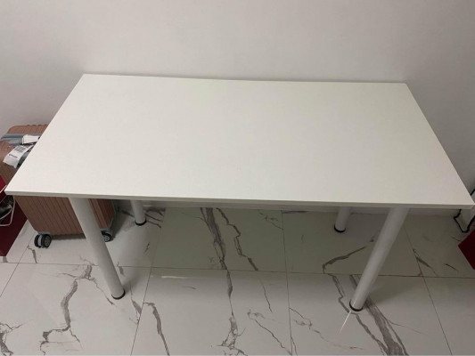 OFFICE TABLE FOR SALE!