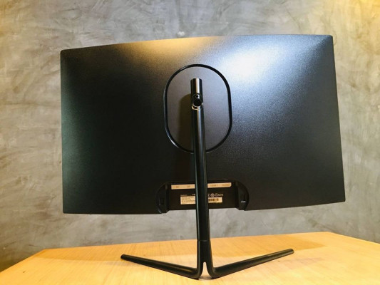 GAMDIAS 24" 165HZ GAMING CURVED MONITOR