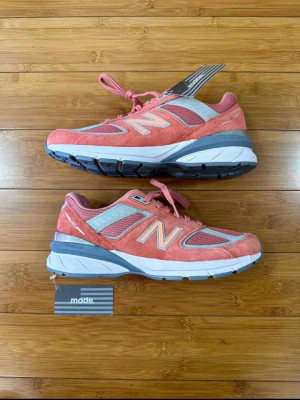STEAL NEW BALANCE 990 V5