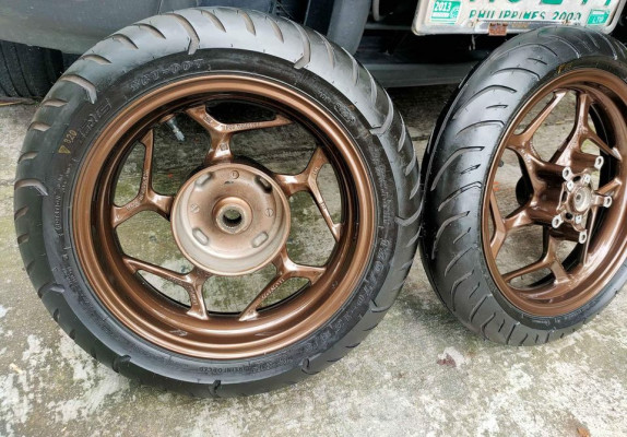 for sale FRESH Honda PCX 160 Mags and tires