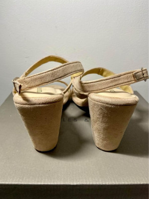 Olivia Manila Beige heels