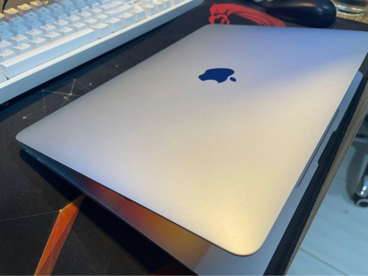 MacBook Air M1 2021 Free HDMI Adapter