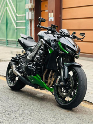 KAWASAKI Z1000R 2021 MODEL