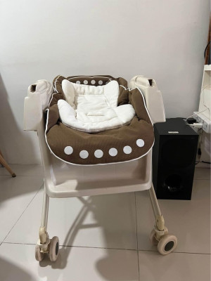 Preloved Aprica high-low bed/chair/manual swing