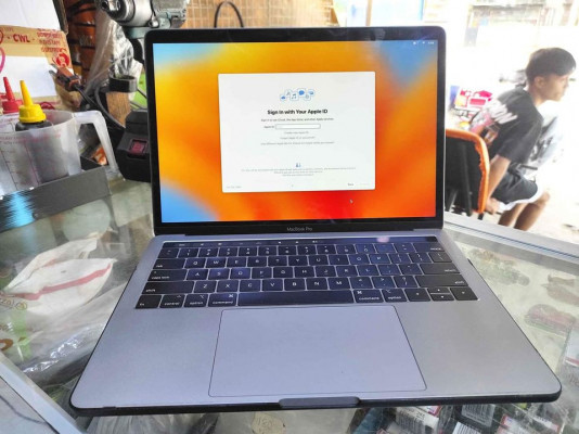 Macbook Pro 13 Inch 2019 Touch Bar