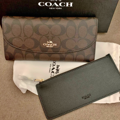 Coach long wallet w/ pouch