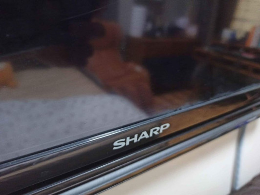 40 inch TV Sharp Aquos